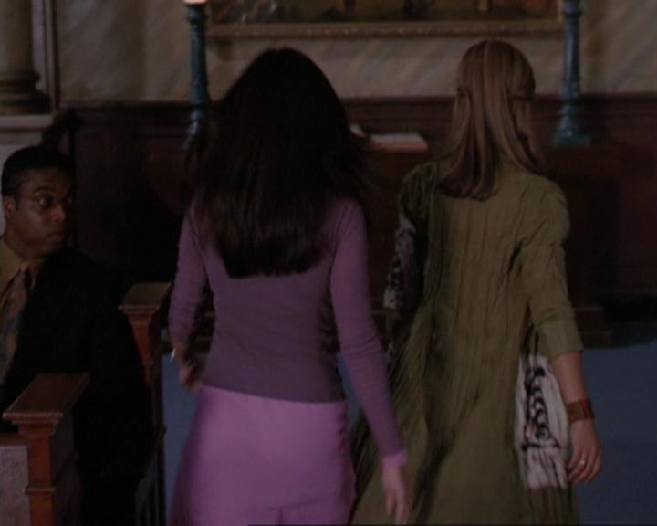 Charmed-Online_dot_net-3x01TheHoneymoonsOver0734.jpg Charmed-Online_dot_net-3x01TheHoneymoonsOver0734.jpg