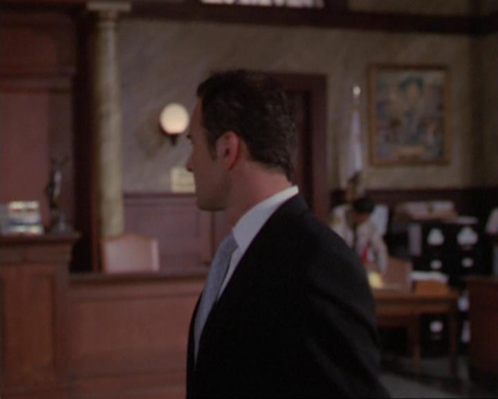 Charmed-Online_dot_net-3x01TheHoneymoonsOver0736.jpg Charmed-Online_dot_net-3x01TheHoneymoonsOver0736.jpg