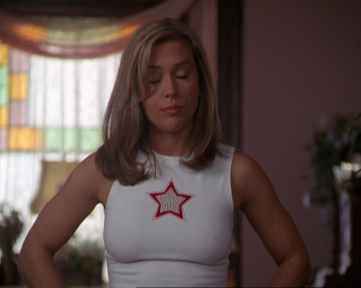 Charmed-Online_dot_net-3x01TheHoneymoonsOver0757.jpg Charmed-Online_dot_net-3x01TheHoneymoonsOver0757.jpg