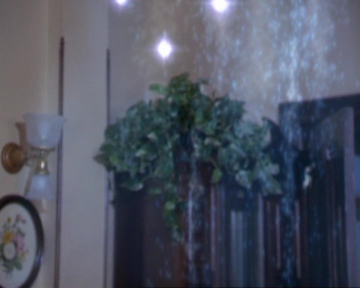 Charmed-Online_dot_net-3x01TheHoneymoonsOver0802.jpg Charmed-Online_dot_net-3x01TheHoneymoonsOver0802.jpg