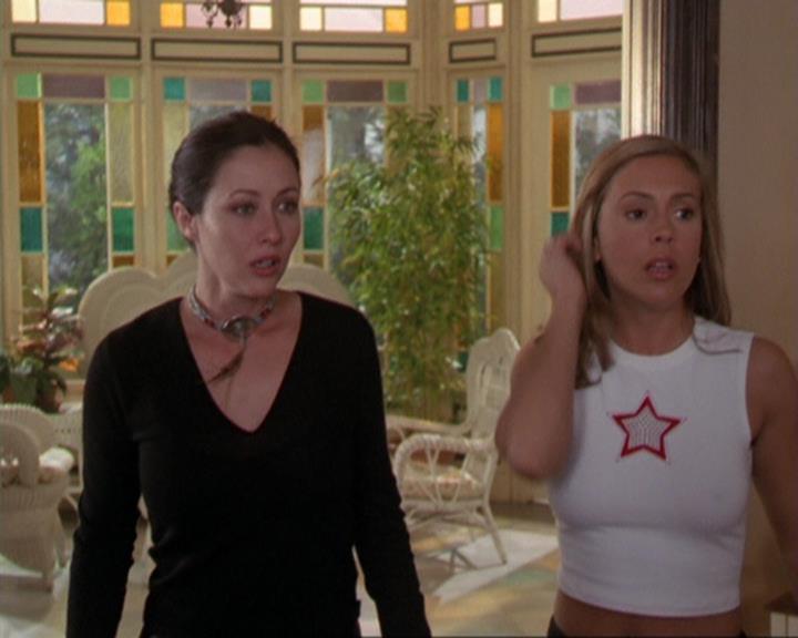 Charmed-Online_dot_net-3x01TheHoneymoonsOver0806.jpg Charmed-Online_dot_net-3x01TheHoneymoonsOver0806.jpg
