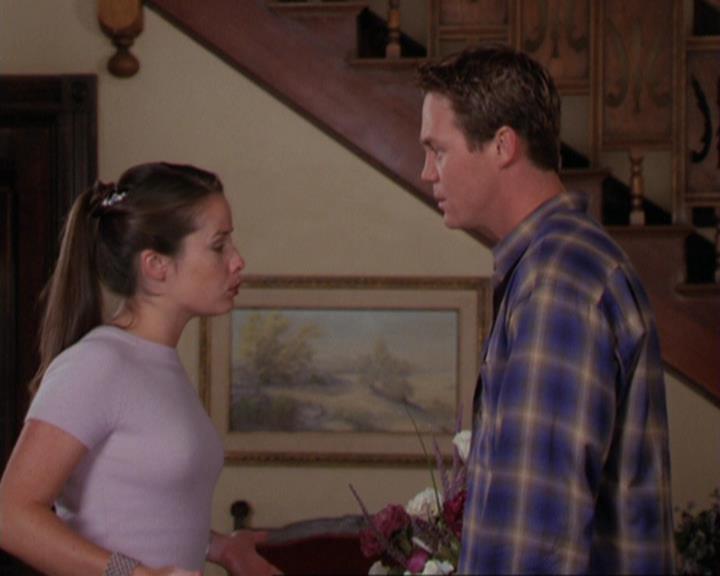 Charmed-Online_dot_net-3x01TheHoneymoonsOver0807.jpg