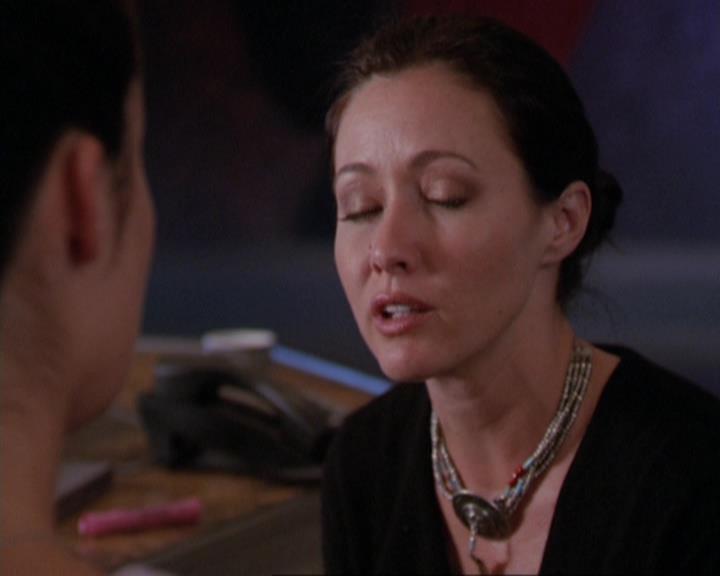 Charmed-Online_dot_net-3x01TheHoneymoonsOver0924.jpg