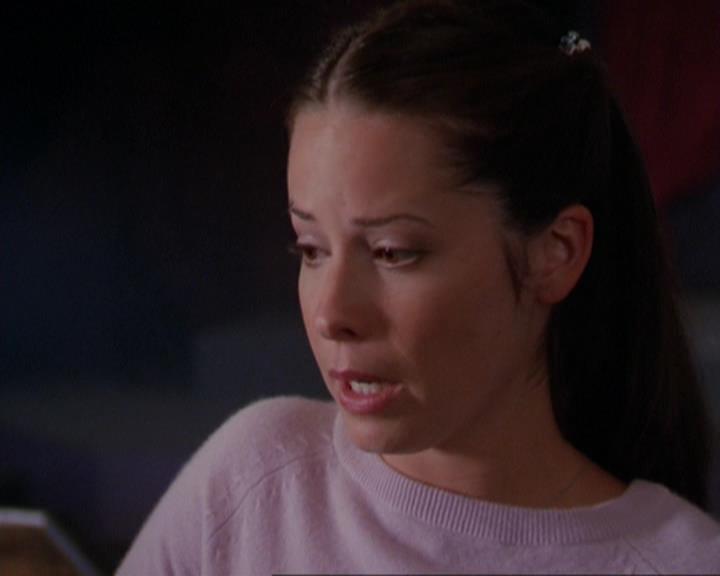 Charmed-Online_dot_net-3x01TheHoneymoonsOver0978.jpg