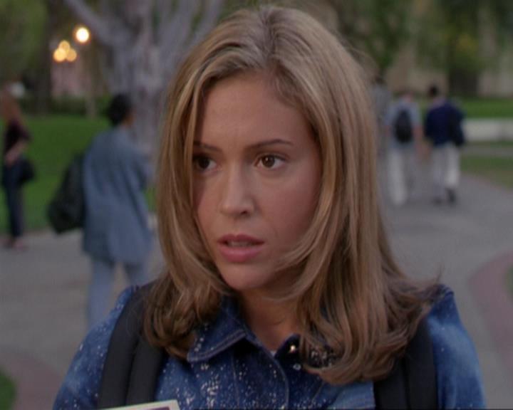 Charmed-Online_dot_net-3x01TheHoneymoonsOver1112.jpg