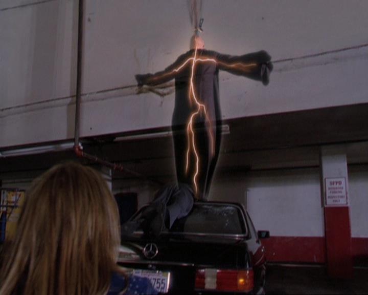 Charmed-Online_dot_net-3x01TheHoneymoonsOver1363.jpg