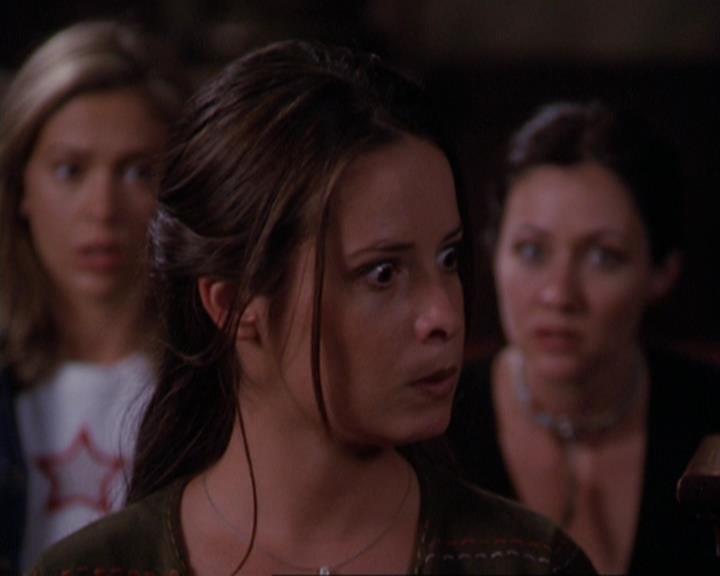 Charmed-Online_dot_net-3x01TheHoneymoonsOver1942.jpg