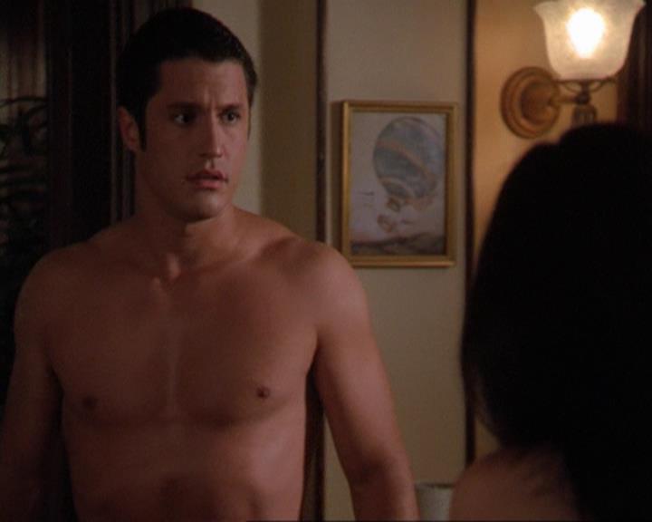 Charmed-Online_dot_net-3x02MagicHour0301.jpg