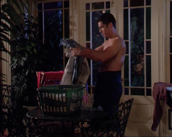 Charmed-Online_dot_net-3x02MagicHour0387.jpg Charmed-Online_dot_net-3x02MagicHour0387.jpg