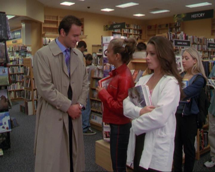Charmed-Online_dot_net-3x02MagicHour0494.jpg