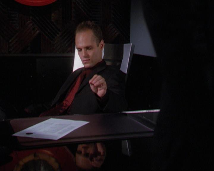 Charmed-Online_dot_net-3x02MagicHour0571.jpg