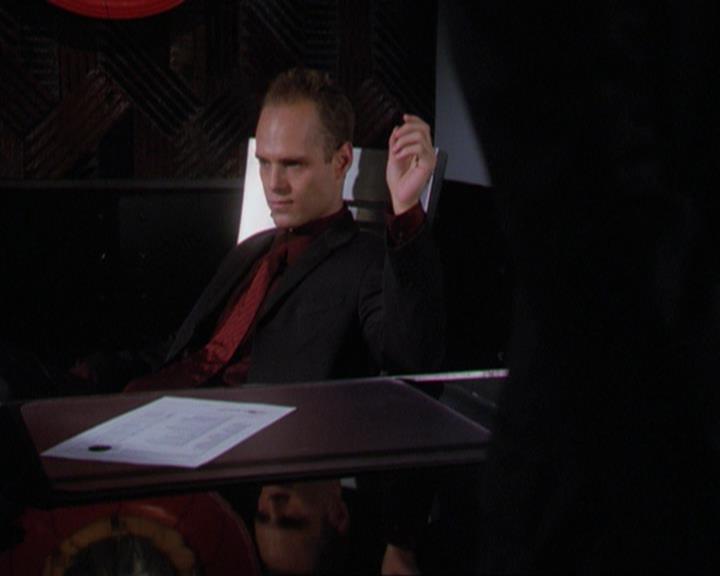 Charmed-Online_dot_net-3x02MagicHour0576.jpg