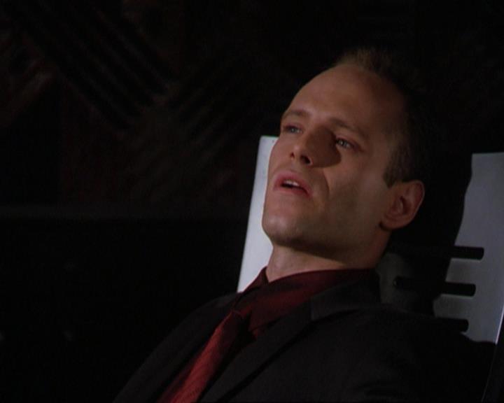 Charmed-Online_dot_net-3x02MagicHour0590.jpg