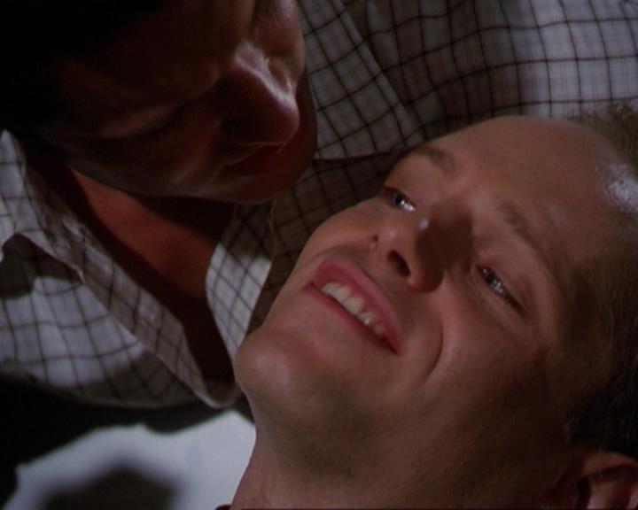 Charmed-Online_dot_net-3x02MagicHour0628.jpg