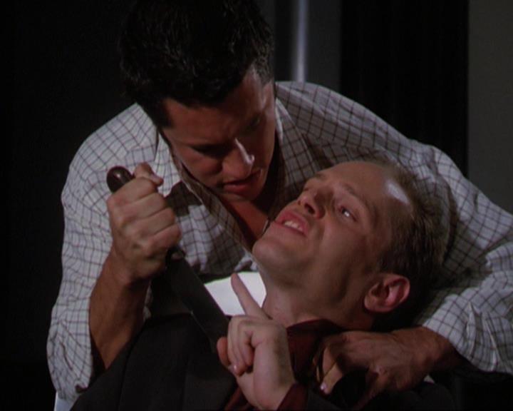 Charmed-Online_dot_net-3x02MagicHour0652.jpg Charmed-Online_dot_net-3x02MagicHour0652.jpg