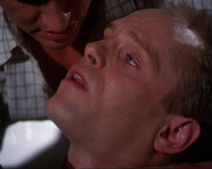 Charmed-Online_dot_net-3x02MagicHour0667.jpg Charmed-Online_dot_net-3x02MagicHour0667.jpg