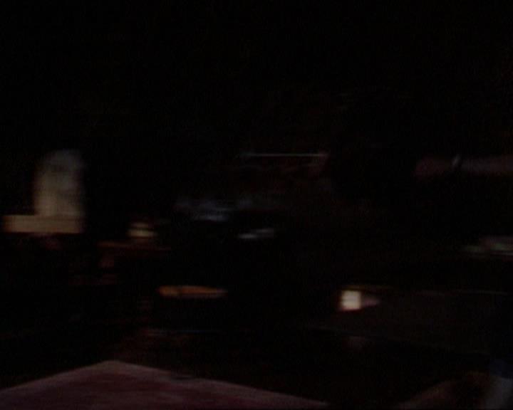 Charmed-Online_dot_net-3x02MagicHour0683.jpg