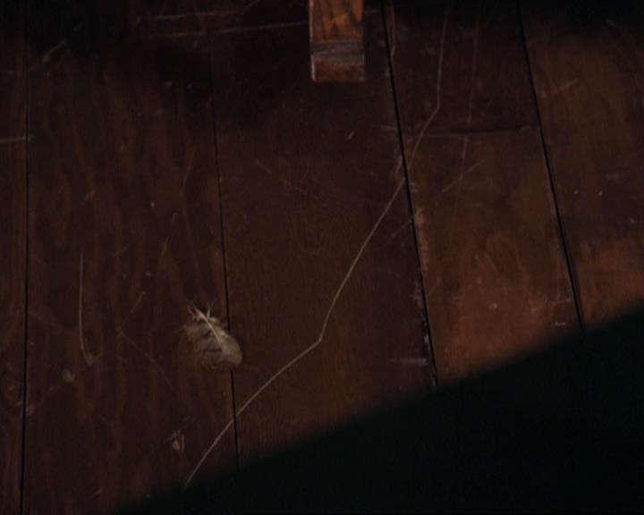 Charmed-Online_dot_net-3x02MagicHour0838.jpg