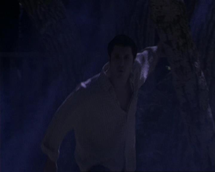 Charmed-Online_dot_net-3x02MagicHour0896.jpg