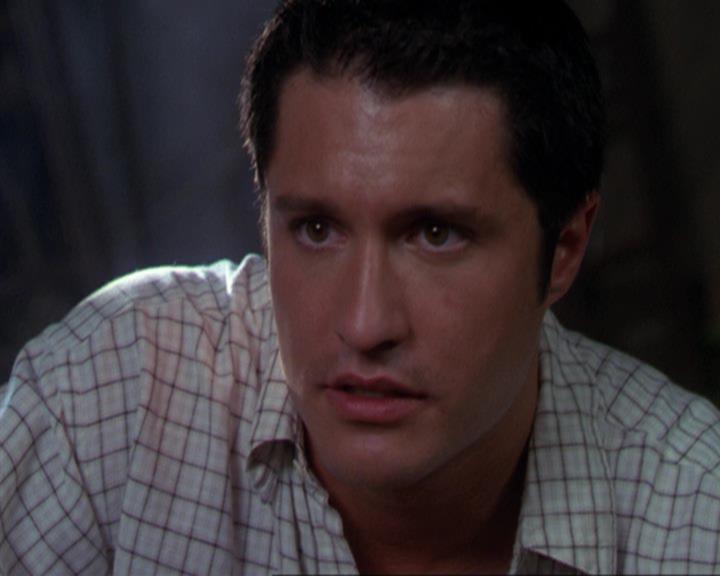 Charmed-Online_dot_net-3x02MagicHour0928.jpg Charmed-Online_dot_net-3x02MagicHour0928.jpg