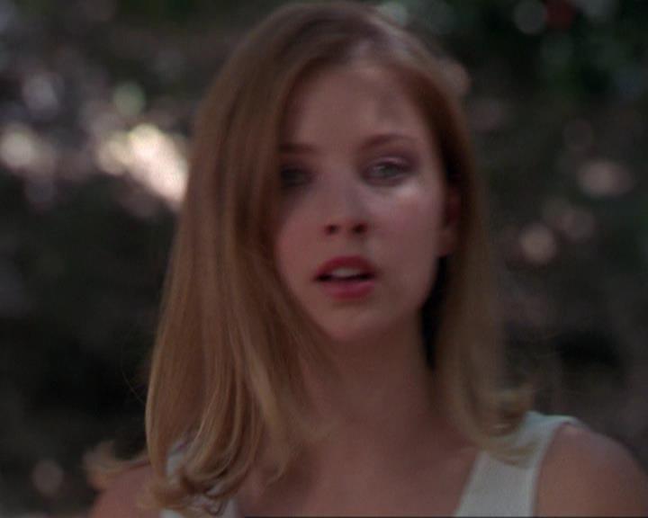 Charmed-Online_dot_net-3x02MagicHour1016.jpg Charmed-Online_dot_net-3x02MagicHour1016.jpg