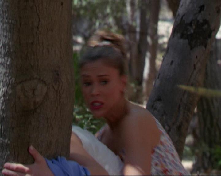 Charmed-Online_dot_net-3x02MagicHour1024.jpg