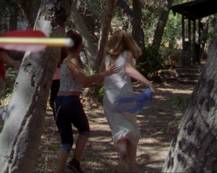 Charmed-Online_dot_net-3x02MagicHour1040.jpg Charmed-Online_dot_net-3x02MagicHour1040.jpg