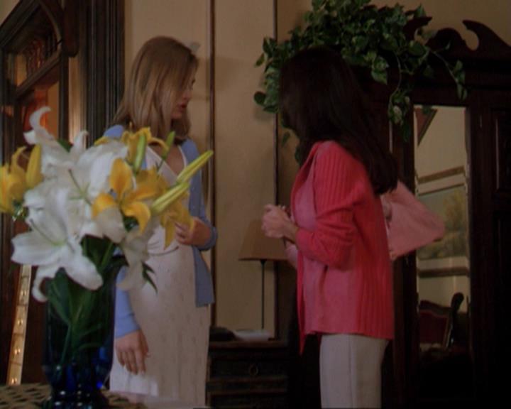 Charmed-Online_dot_net-3x02MagicHour1055.jpg