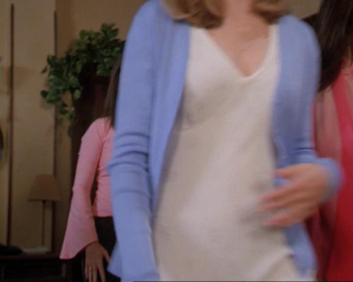 Charmed-Online_dot_net-3x02MagicHour1059.jpg Charmed-Online_dot_net-3x02MagicHour1059.jpg