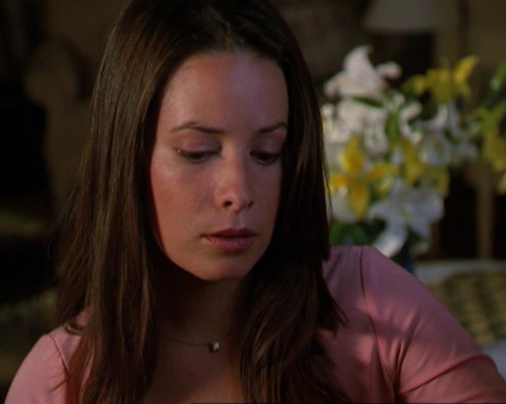 Charmed-Online_dot_net-3x02MagicHour1116.jpg