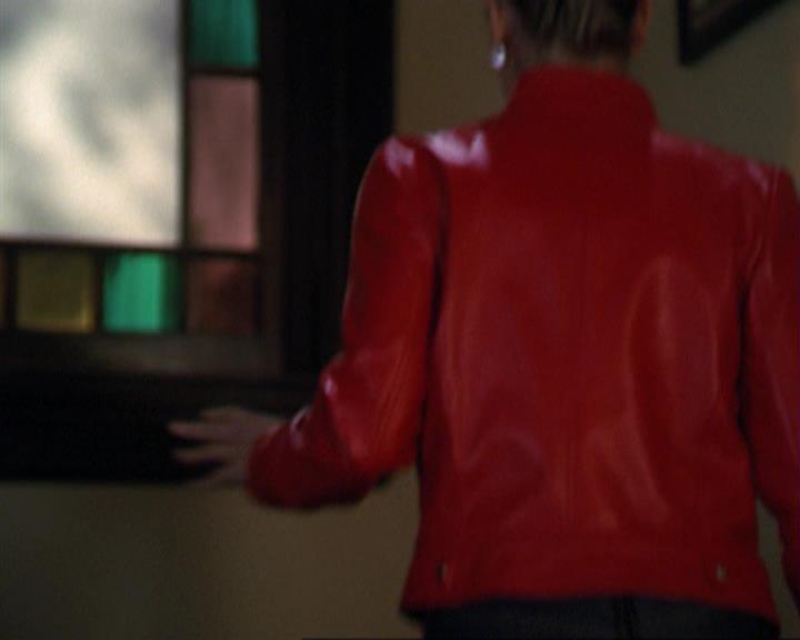 Charmed-Online_dot_net-3x02MagicHour1133.jpg