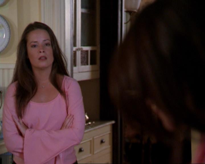 Charmed-Online_dot_net-3x02MagicHour1177.jpg Charmed-Online_dot_net-3x02MagicHour1177.jpg