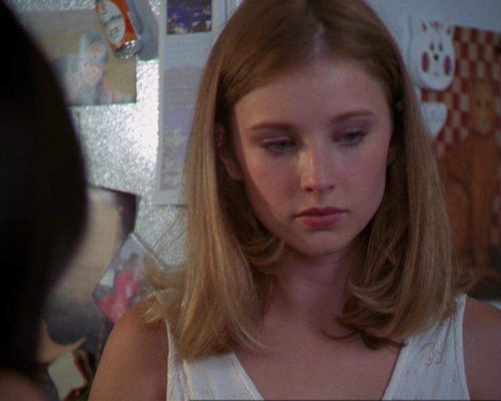 Charmed-Online_dot_net-3x02MagicHour1192.jpg Charmed-Online_dot_net-3x02MagicHour1192.jpg