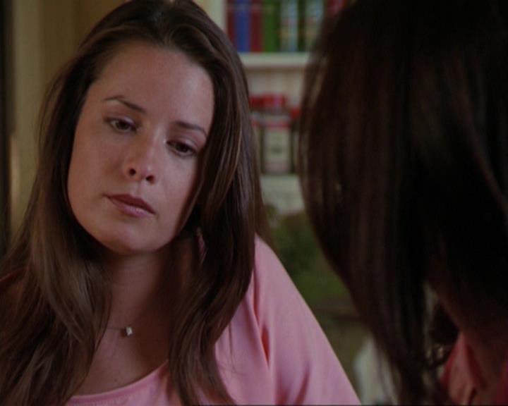 Charmed-Online_dot_net-3x02MagicHour1197.jpg