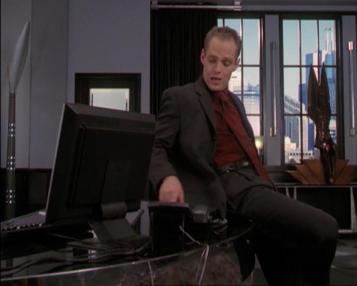 Charmed-Online_dot_net-3x02MagicHour1259.jpg