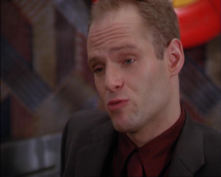 Charmed-Online_dot_net-3x02MagicHour1266.jpg