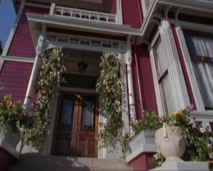 Charmed-Online_dot_net-3x02MagicHour1281.jpg