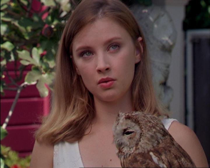 Charmed-Online_dot_net-3x02MagicHour1309.jpg