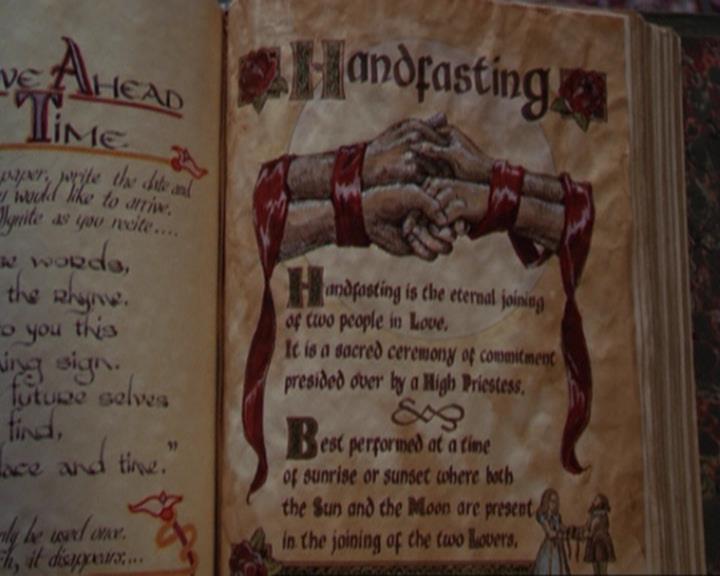 Charmed-Online_dot_net-3x02MagicHour1374.jpg