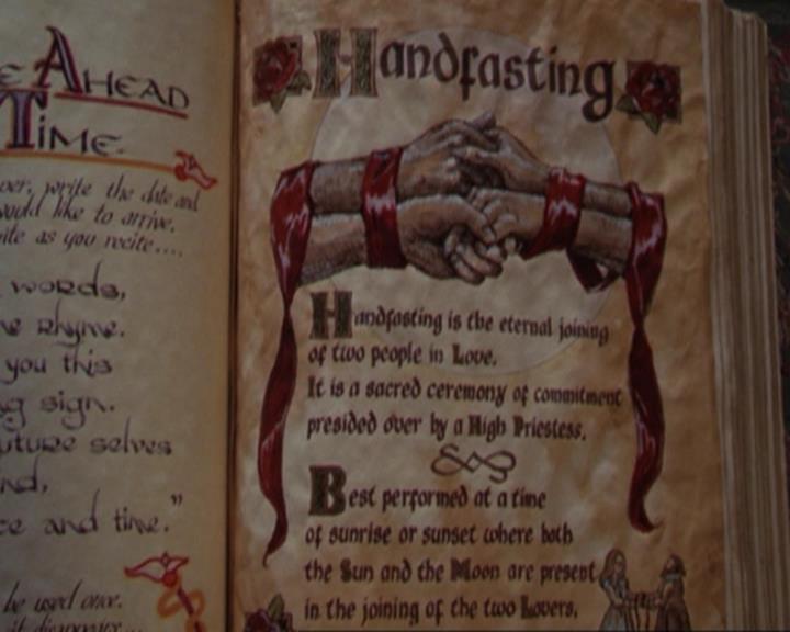 Charmed-Online_dot_net-3x02MagicHour1375.jpg