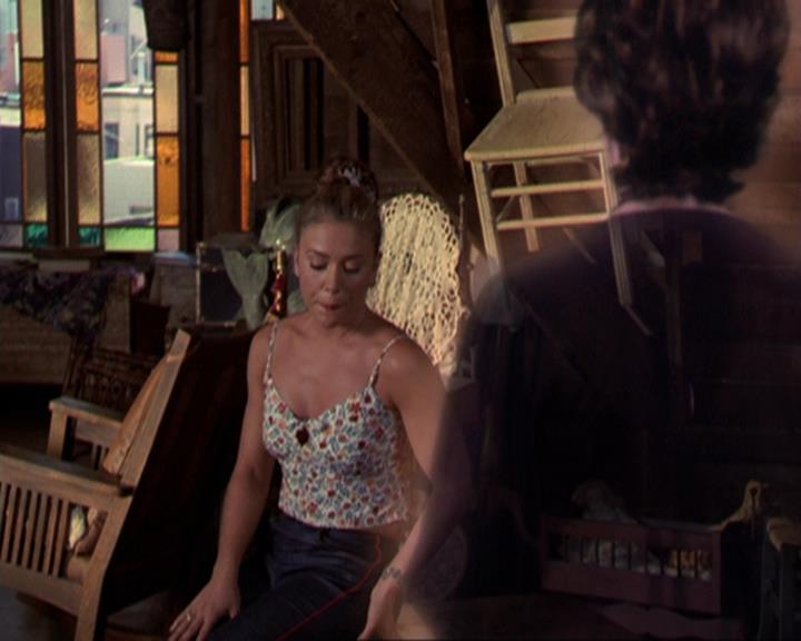 Charmed-Online_dot_net-3x02MagicHour1435.jpg