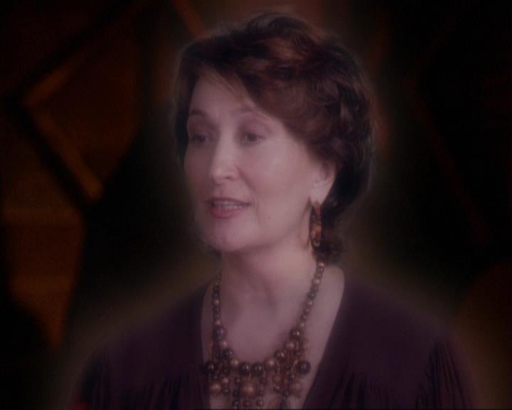 Charmed-Online_dot_net-3x02MagicHour1497.jpg Charmed-Online_dot_net-3x02MagicHour1497.jpg