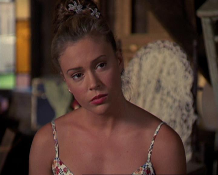 Charmed-Online_dot_net-3x02MagicHour1500.jpg
