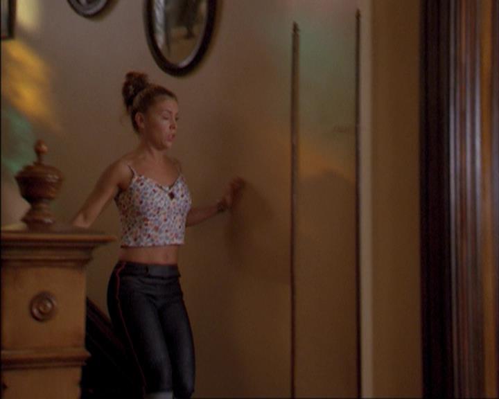 Charmed-Online_dot_net-3x02MagicHour1516.jpg