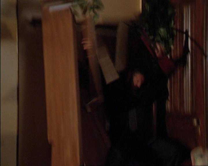 Charmed-Online_dot_net-3x02MagicHour1519.jpg