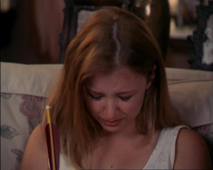 Charmed-Online_dot_net-3x02MagicHour1616.jpg
