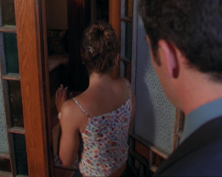 Charmed-Online_dot_net-3x02MagicHour1715.jpg
