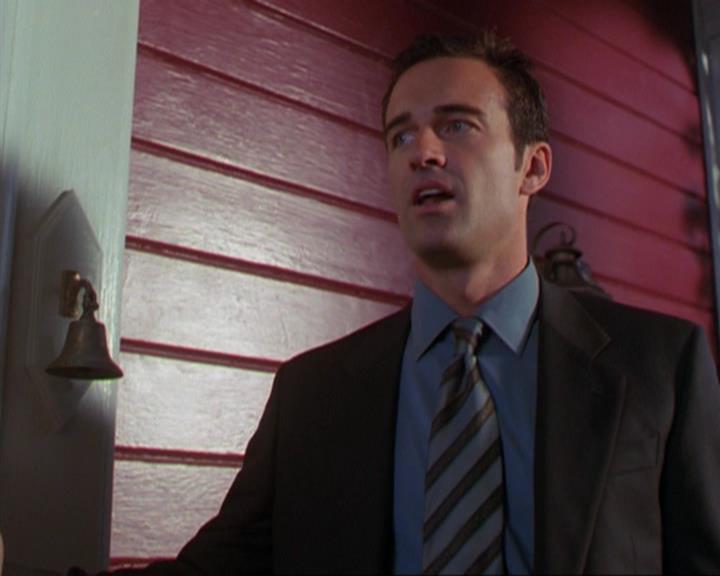 Charmed-Online_dot_net-3x02MagicHour1718.jpg