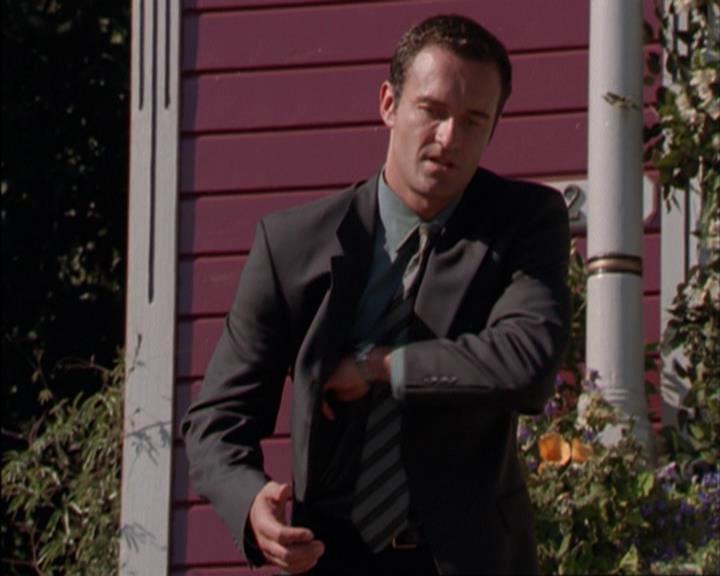 Charmed-Online_dot_net-3x02MagicHour1726.jpg