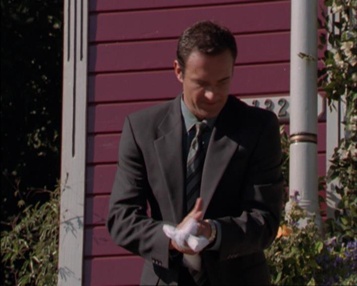 Charmed-Online_dot_net-3x02MagicHour1730.jpg